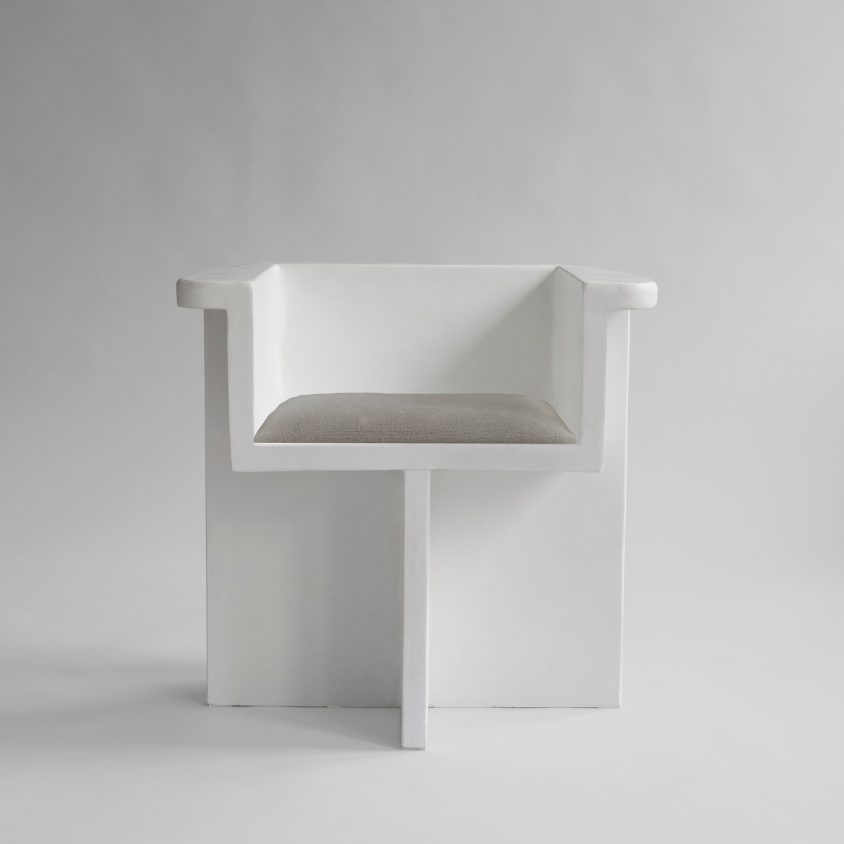 Brutus Dining Chair with Cushion