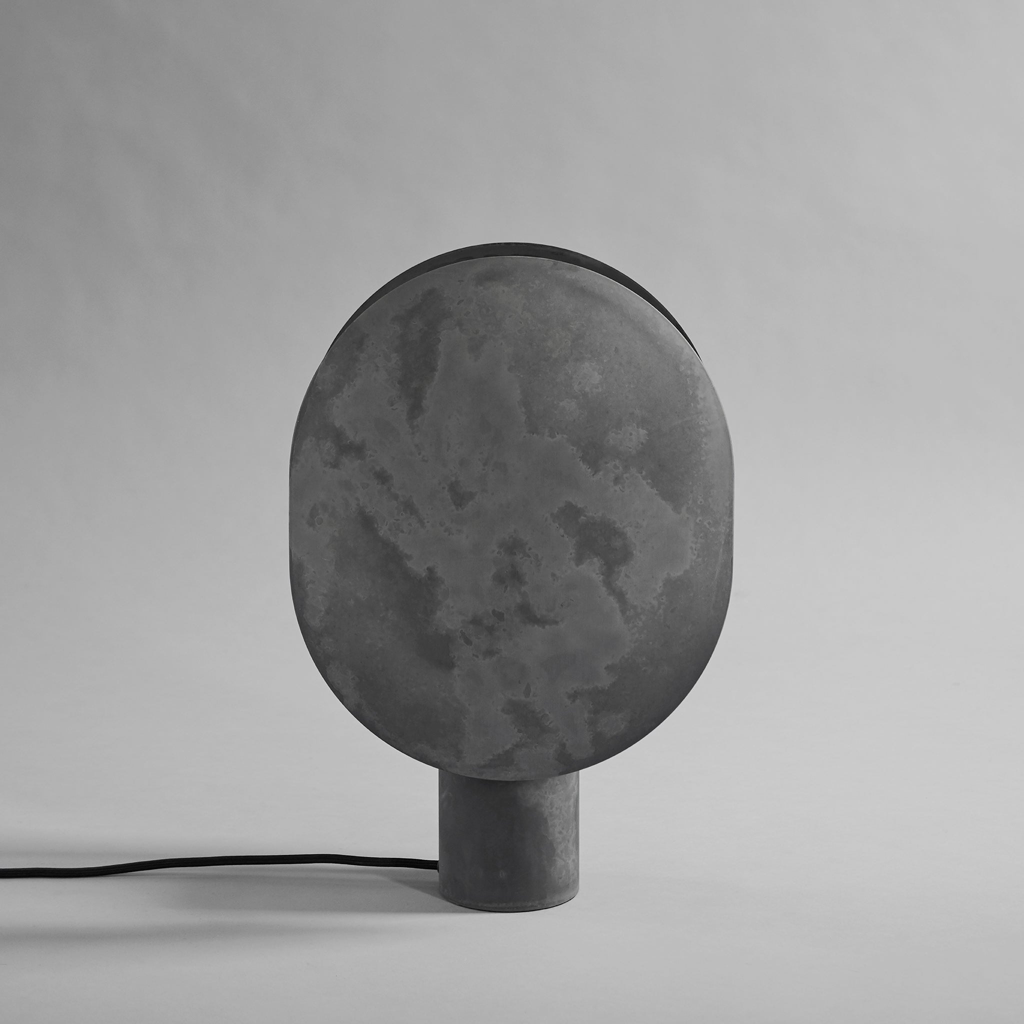Clam Table Lamp