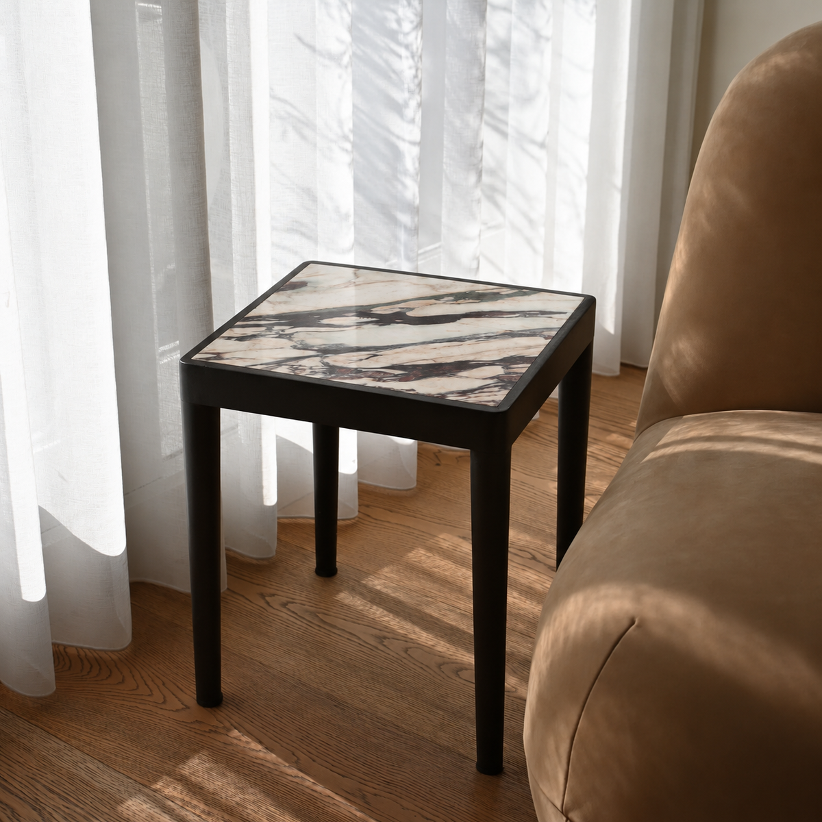 Tairu Table