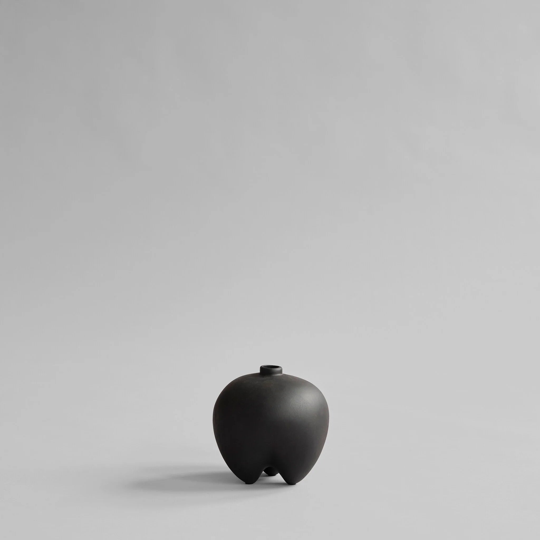 Sumo Vase