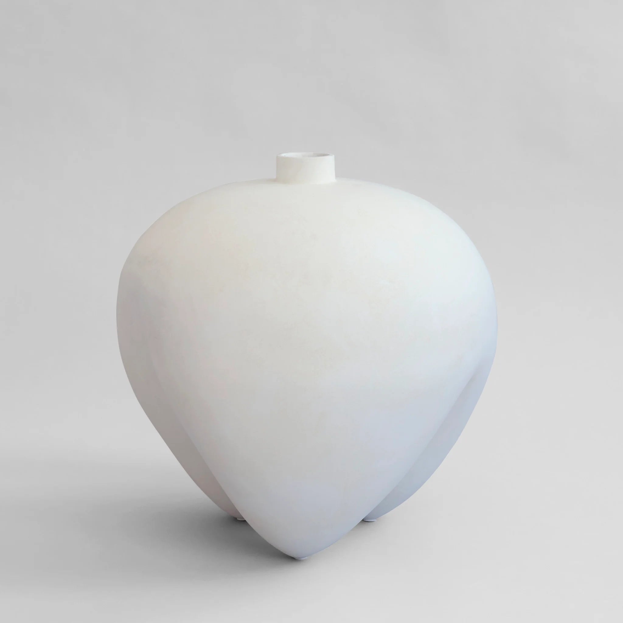 Sumo Vase