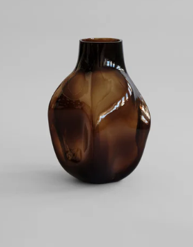 Bakku Vase